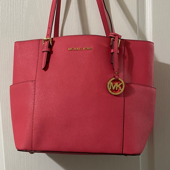 Michael Kors Vibrant Pink Tote - Picture 1 of 10